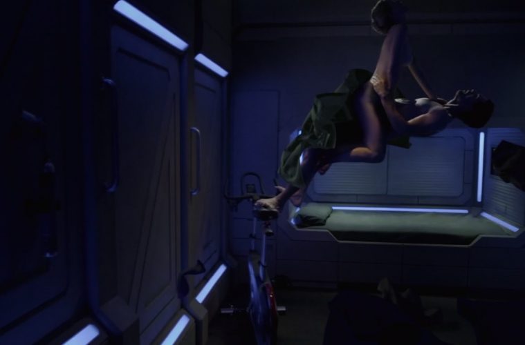 Sex in antigravity demonstrated by scifi series expanse